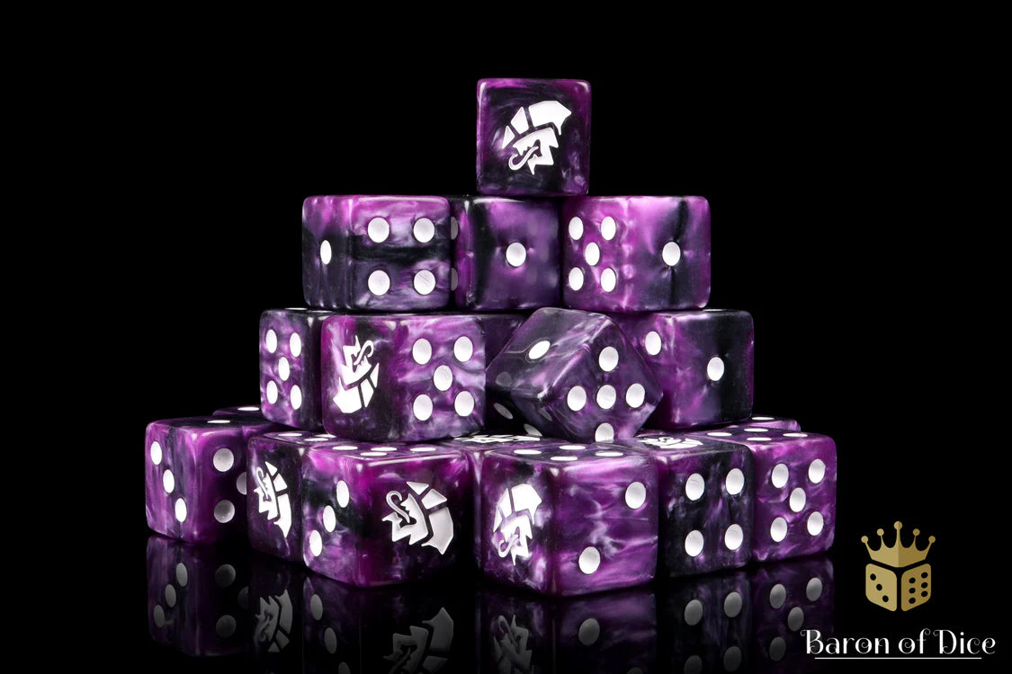 Alien Dice - Purple & White - x50 Dice / 12mm Mini