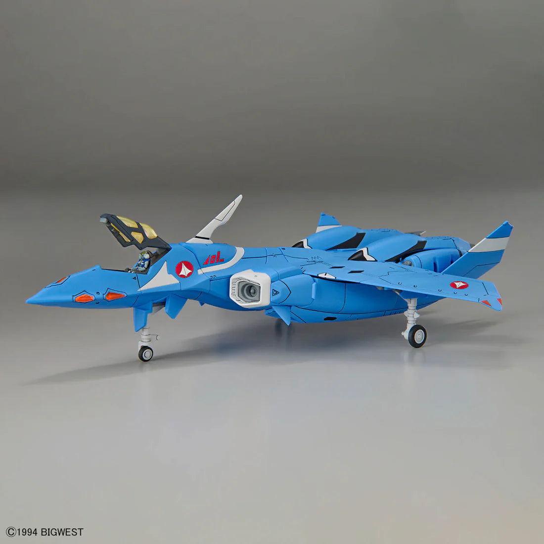 Macross 7 HG Maximilian Jenius' VF-22S Sturmvogel II 1/100 Scale Model Kit