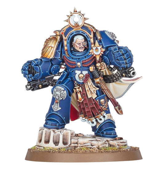Warhammer 40,000 Marneus Calgar in Armour of Antilochus
