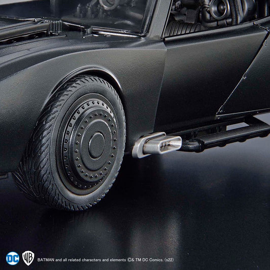 The Batman (2022) Batmobile 1:35 Scale Model Kit