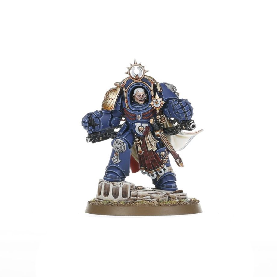 Warhammer 40,000 Marneus Calgar in Armour of Antilochus