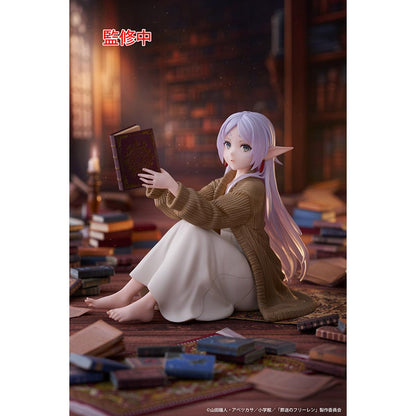 Frieren: Beyond Journey's End Desktop Cute Figure - Frieren (Roomwear Ver.)