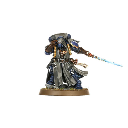 Warhammer 40,000 Primaris Librarian in Phobos Armour