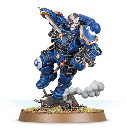 Warhammer 40,000 Primaris Lieutenant in Reiver Armour
